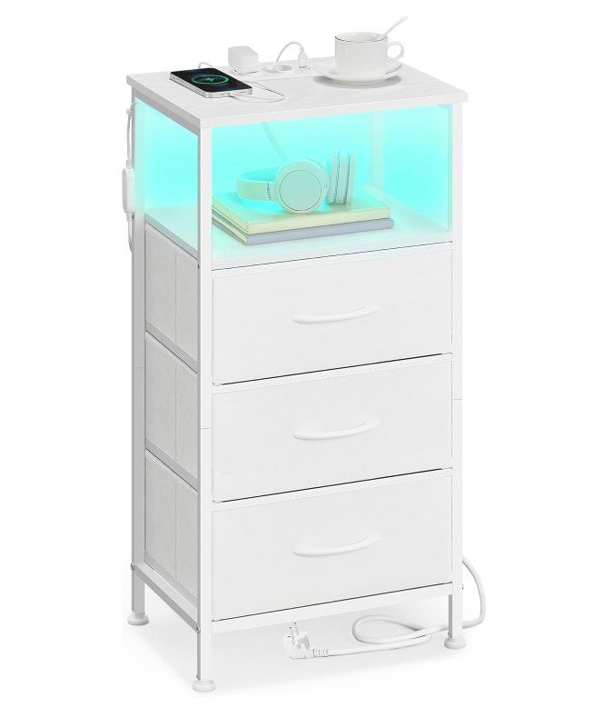 📚 2x SONGMICS Nachttisch mit Steckdose & LED-Beleuchtung für 49,99€ (statt 65€)