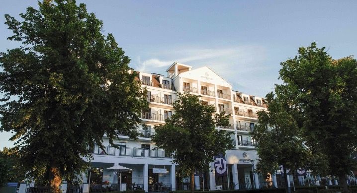 ☀️ 3 ÜN im Upstalsboom Kühlungsborn 🏖️ mit HP & Baltic Spa für 299€ p.P. (statt 511€) ☀️ 3 ÜN im Upstalsboom Kühlungsborn 🏖️ mit HP & Baltic Spa für 299€ p.P. (statt 511€)