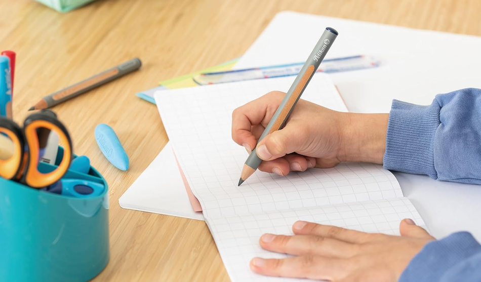 ✏️✏️ Pelikan griffix ergonomische Dreikant-Bleistifte aus Holz HB 12 Stück für 3,69€ (statt 15€) ⚡ ✏️✏️ Pelikan griffix ergonomische Dreikant Bleistifte aus Holz HB 12 Stück für 3,69€ (statt 15€) ⚡