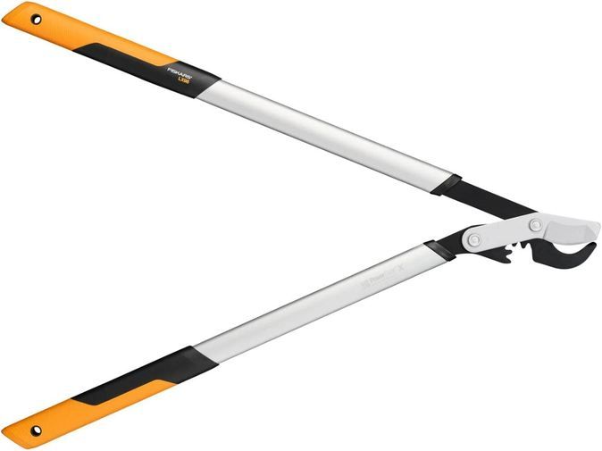 🪾 Fiskars PowerGear X Bypass Getriebeastschere, 80cm für 55,24€ (statt 66€)