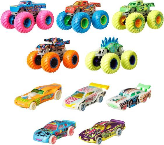 🛻 10er Set Hot Wheels Monster Trucks Glow in the Dark für 28,98€ (statt 38€)