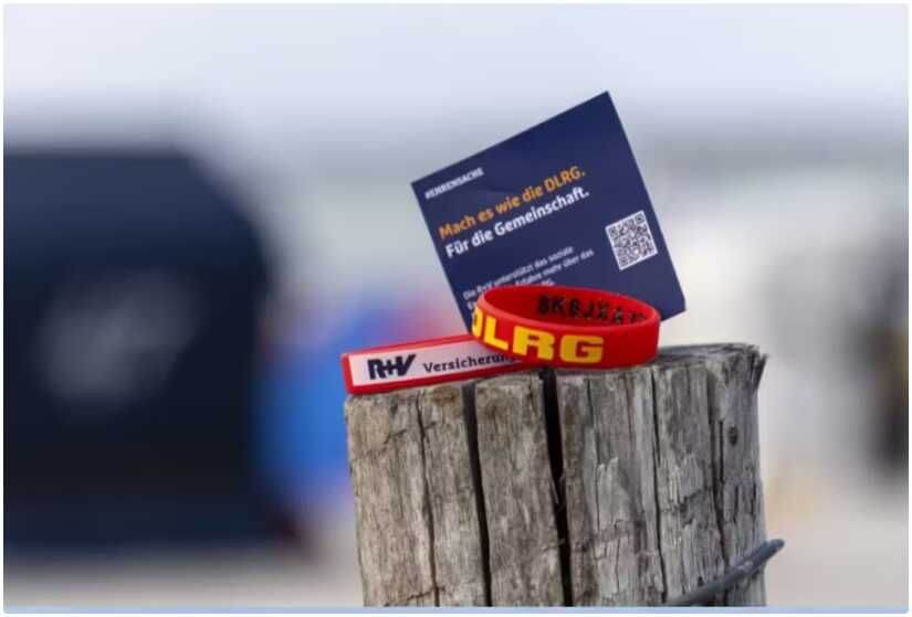 [DLRG] Kostenloses Kindersucharmband der Deutschen Lebens Rettungs Gesellschaft | Ausgabe und Einsatz an Nord  und Ostsee