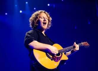 [Hamburg] Kostenlose Acoustic Session von Michael Schulte im Hanseviertel | verkaufsoffener Sonntag mit vielen Aktionen | 27.9. | LOKAL