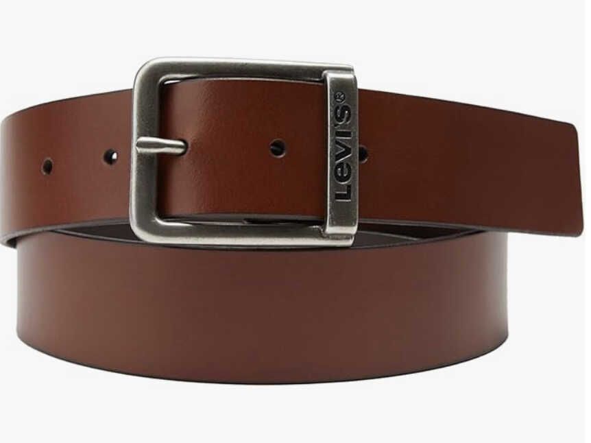 Levis Herren Leder Gürtel Harness Buckle (80 cm) für 11,95€ statt 23,94€