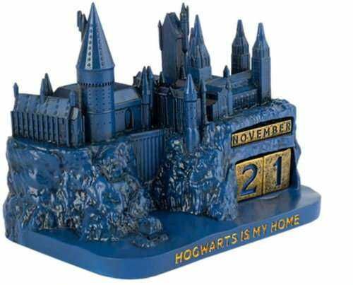 Harry Potter - Hogwarts - 3D Calendar - Immerwährender Kalender von Grupo erik - Merchandise (Versand an DHL Packstation) Harry Potter Hogwarts 3D Calendar Immerwährender Kalender von Grupo erik Merchandise (Versand an DHL Packstation)
