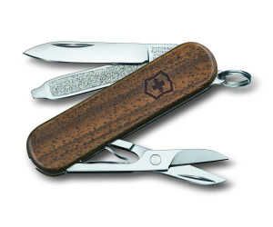 Victorinox Schweizer Taschenmesser, Klein, Classic SD Wood, Multitool, Swiss Army Knife für 26,07€ PVG 31,50€