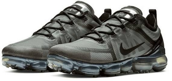 sportchek vapormax