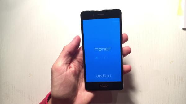 Huawei Honor 6C Smartphone + Huawei Mediapad M2 Tablet für 49€ + o2 Flat mit 5,5GB LTE inkl. 2. Simkarte für 19,99€ mtl. Huawei Honor 6C Smartphone + Huawei Mediapad M2 Tablet für 49€ + o2 Flat mit 5,5GB LTE inkl. 2. Simkarte für 19,99€ mtl.