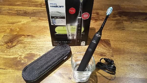 Doppelpack Philips Sonicare DiamondClean HX9354 Zahnbürste inkl. Zubehör für 185,90€ (statt 256€) Doppelpack Philips Sonicare DiamondClean HX9354 Zahnbürste inkl. Zubehör für 185,90€ (statt 256€)