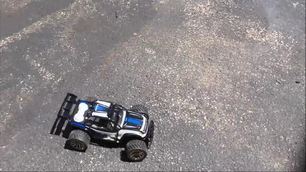 RC-Buggy WJL00010 mit bis zu 10 km/h für 20,99€ (statt 40€) RC Buggy WJL00010 mit bis zu 10 km/h für 20,99€ (statt 40€)