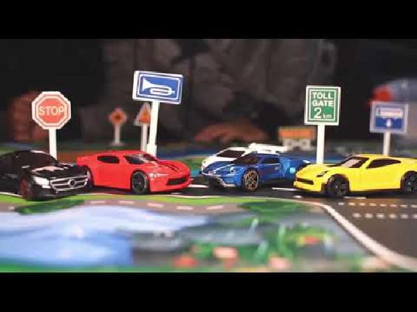 40tlg Spielzeugset bestehend aus 9 Autos, 12 Dinos, 18 Schilder & Spielteppich für 12,99€ (statt 26€) 40tlg Spielzeugset bestehend aus 9 Autos, 12 Dinos, 18 Schilder & Spielteppich für 12,99€ (statt 26€)