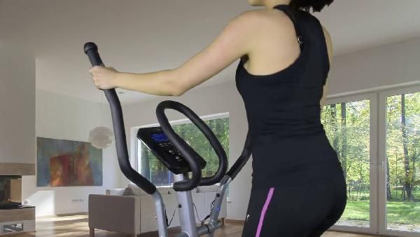 Media Markt Hawaii Aktion: günstige Fitness Geräte & Zubehör - z.B. CHRISTOPEIT AX 7 Crosstrainer für 249€ Media Markt Hawaii Aktion: günstige Fitness Geräte & Zubehör z.B. CHRISTOPEIT AX 7 Crosstrainer für 249€