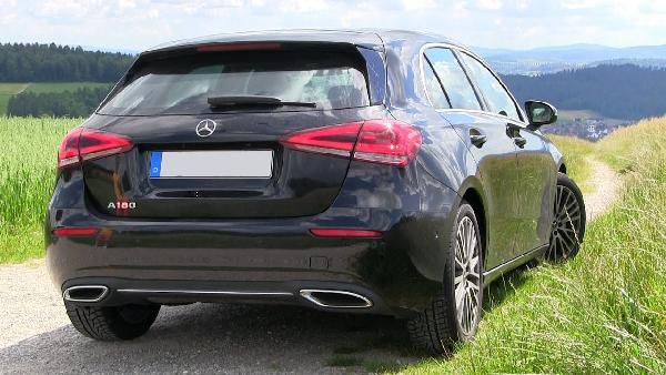 Privat: Mercedes A180 Automatik AMG-Line mit 136PS auf 19 Privat: Mercedes A180 Automatik AMG Line mit 136PS auf 19 AMG Felgen für 322€ LF 0,83