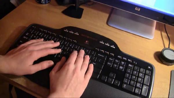 Logitech MK710 wireless Maus und Tastatur für 55€ (statt 69€) Logitech MK710 wireless Maus und Tastatur für 55€ (statt 69€)