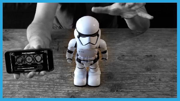 Ubtech First Order Stormtrooper mit App-Steuerung für 232,85€ (statt 329€) Ubtech First Order Stormtrooper mit App Steuerung für 232,85€ (statt 329€)