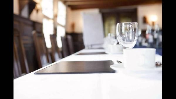 2 ÜN in Solingen inkl. Frühstück, Dinner & Wellness für 79€ p.P. (Kind bis 6 kostenlos) 2 ÜN in Solingen inkl. Frühstück, Dinner & Wellness für 79€ p.P. (Kind bis 6 kostenlos)