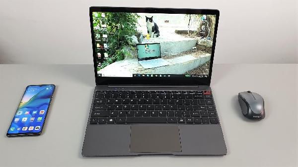 CHUWI AeroBook - 13,3 Zoll FHD mit 256GB SSD + Win 10 für 382,54€ (statt 420€) CHUWI AeroBook 13,3 Zoll FHD mit 256GB SSD + Win 10 für 382,54€ (statt 420€)
