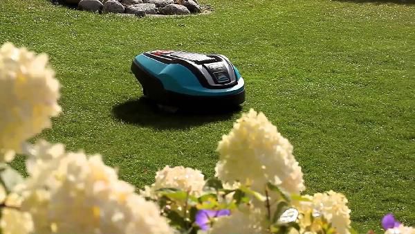 Gardena R80 Li Rasenroboter für 779,45€ (statt 899€) Gardena R80 Li Rasenroboter für 779,45€ (statt 899€)