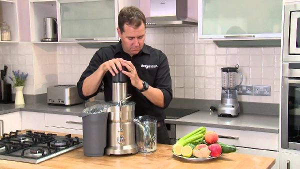 SAGE Entsafter SAGE Entsafter The Nutri Juicer Cold in Silber/Transparent für 99€ (statt 150€)