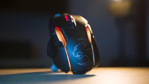 ROCCAT Kone Aimo kabelgebundene Gaming-Maus für 49€ (statt 67€) ROCCAT Kone Aimo kabelgebundene Gaming Maus für 49€ (statt 67€)