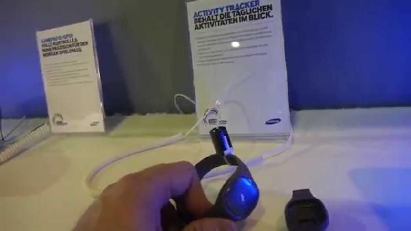 Samsung Activity Tracker EI-AN900 für 14,95€ (statt 32€) - Zustand Samsung Activity Tracker EI AN900 für 14,95€ (statt 32€) Zustand wie neu