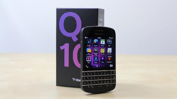 BlackBerry Q10 - 16GB Smartphone (Vorführgeräte) für 79,95€ BlackBerry Q10 16GB Smartphone (Vorführgeräte) für 79,95€