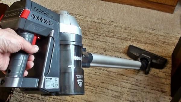 Hoover Freedom FD22BR Akku-Handstaubsauger für 99,90€ (statt 120€) Hoover Freedom FD22BR Akku Handstaubsauger für 99,90€ (statt 120€)