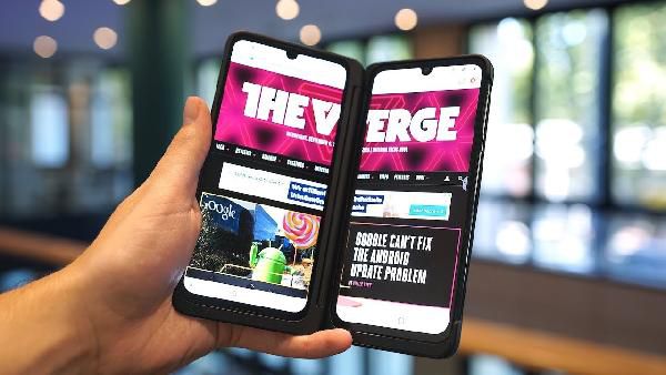 LG G8X ThinQ Dual Screen Smartphone inkl. Mini Beamer PH30JG für 759,85€ (statt 891€) LG G8X ThinQ Dual Screen Smartphone inkl. Mini Beamer PH30JG für 759,85€ (statt 891€)