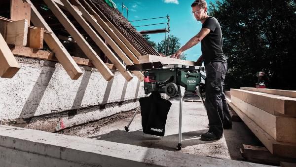 Metabo Akku-Tischkreissäge TS 36 LTX BL 254 mit Untergestell & Trolleyfunktion für 384,90€ (statt 490€) Metabo Akku Tischkreissäge TS 36 LTX BL 254 mit Untergestell & Trolleyfunktion für 384,90€ (statt 490€)