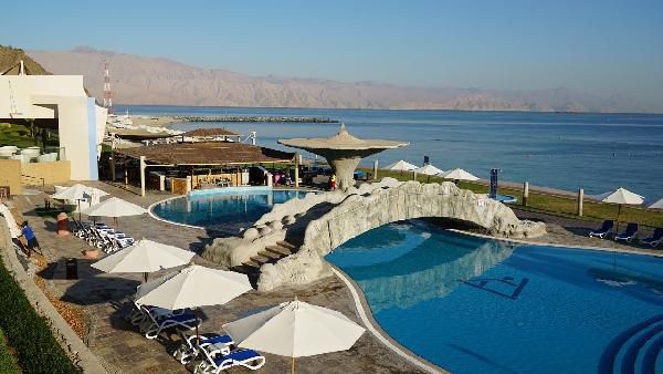 1 Woche im 5* Radisson Blu Resort in VAE inkl. Meerblick und All-Inkl., Flügen und Transfers ab effektiv 636€ p.P. 1 Woche im 5* Radisson Blu Resort in VAE inkl. Meerblick und All Inkl., Flügen und Transfers ab effektiv 636€ p.P.