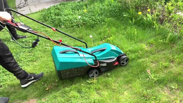 Bosch Rotak 32 - elektro Rasenmäher für nur 69,90€ (statt 86€) Bosch Rotak 32 elektro Rasenmäher für nur 69,90€ (statt 86€)