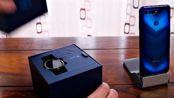 Huawei Honor Watch Magic Smartwatch mit AMOLED Display & GPS für 88,99€ (statt 110) Huawei Honor Watch Magic Smartwatch mit AMOLED Display & GPS für 88,99€ (statt 110)