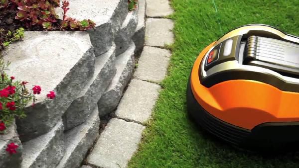 Vorbei! Flymo 1200R Mähroboter (baugleich zum Gardena R40Li) für 363€ (statt 749€) - Zustand Vorbei! Flymo 1200R Mähroboter (baugleich zum Gardena R40Li) für 363€ (statt 749€) Zustand wie neu