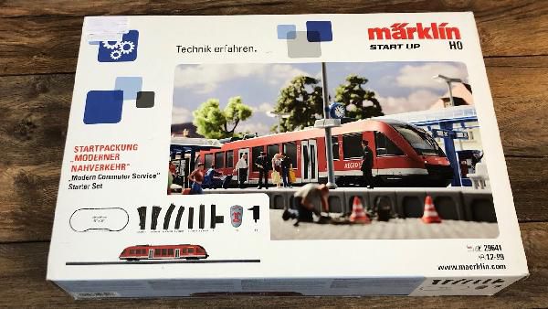 TOP! MÄRKLIN 29641 - Startpackung Moderner Nahverkehr für 129,99€ (statt 196€) TOP! MÄRKLIN 29641 Startpackung Moderner Nahverkehr für 129,99€ (statt 196€)