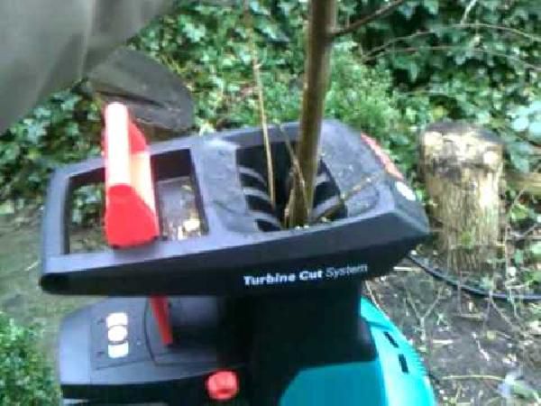 Media Markt Garten Tiefpreisspätschicht: z.B. BLACK+DECKER GW 2500 QA elektro Laubsauger für 49€ (statt 55€) Media Markt Garten Tiefpreisspätschicht: z.B. BLACK+DECKER GW 2500 QA elektro Laubsauger für 49€ (statt 55€)
