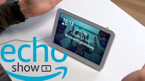 Amazon Echo Show 8 mit 8 Amazon Echo Show 8 mit 8 HD Bildschirm inkl. smarter Steckdose für 74,99€ (statt 107€)