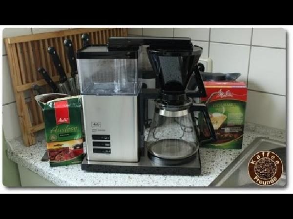 Melitta Filterkaffeemaschine Aroma Signature Deluxe mit 1,2L Kaffeekanne für 75€ (statt 107€) Melitta Filterkaffeemaschine Aroma Signature Deluxe mit 1,2L Kaffeekanne für 75€ (statt 107€)
