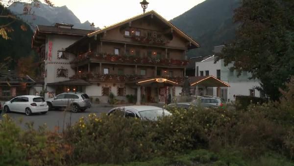 5ÜN im Zillertal inkl. Verwöhnpension, Wellness & Mountainbikes für 400€ p.P. 5ÜN im Zillertal inkl. Verwöhnpension, Wellness & Mountainbikes für 400€ p.P.