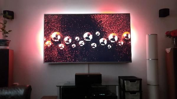 PHILIPS 75 PHILIPS 75 UltraHD Fernseher 75PUS6754/12 mit 3 fachem Ambilight für 999€ (statt 1.199€)