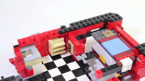 Lego 10220 - VW T1 Campingbus für 63,39€ (statt 84€) Lego 10220 VW T1 Campingbus für 63,39€ (statt 84€)