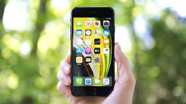 Vodafone Young M Allnet 20GB LTE für 29,99€ mtl. + 400€ Amazon oder Apple iPhone SE 2020 Vodafone Young M Allnet 20GB LTE für 29,99€ mtl. + 400€ Amazon oder Apple iPhone SE 2020
