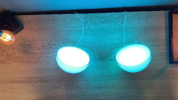 2er Pack Philips Hue Go (2. Generation) mit Bluetooth für 99,89€ (statt 125€) 2er Pack Philips Hue Go (2. Generation) mit Bluetooth für 99,89€ (statt 125€)