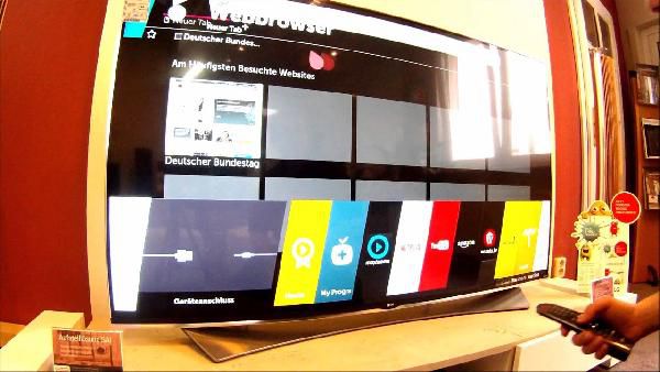 LG 65UF9509 - 65 LG 65UF9509 65 Fernseher mit 4K und 3D Unterstützung (EEK: A+) für 1.999€ (statt 3.039€)