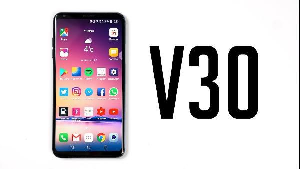 LG V30 - Android-Smartphone mit 6 Zoll OLED FullVision Display und 64 GB für 299,99€ (statt 339€) LG V30 Android Smartphone mit 6 Zoll OLED FullVision Display und 64 GB für 299,99€ (statt 339€)
