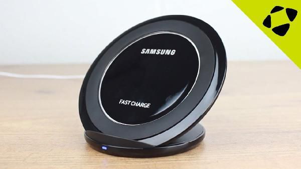 Saturn Late Night Netzwerk- u. Smartphone Nacht z.B. SAMSUNG induktive Ladestation für 29€ Saturn Late Night Netzwerk u. Smartphone Nacht z.B. SAMSUNG induktive Ladestation für 29€