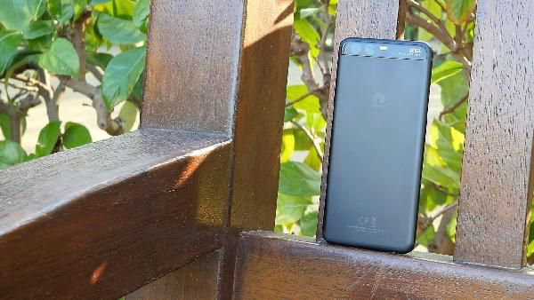 Huawei P10 (Plus) mit Vodafone oder Telekom Tarif vorbestellen + gratis Leica Sofort-Kamera (Wert 279€) Huawei P10 (Plus) mit Vodafone oder Telekom Tarif vorbestellen + gratis Leica Sofort Kamera (Wert 279€)