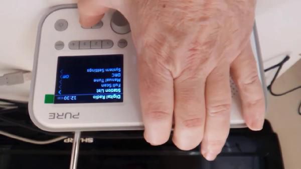 PURE ELAN E3 - UKW und Digital Radio für 39,99€ (statt 49€) PURE ELAN E3 UKW und Digital Radio für 39,99€ (statt 49€)