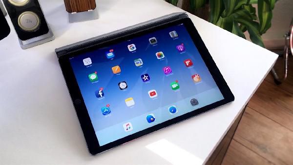 iPad Pro 12,9 Zoll mit 128GB + LTE für 699€ (statt 829€) iPad Pro 12,9 Zoll mit 128GB + LTE für 699€ (statt 829€)