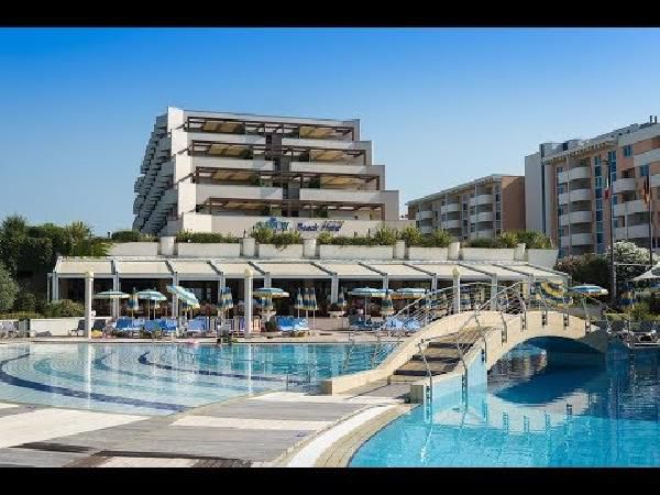 2 ÜN im 5* Hotel in Venetien inkl. Halbpension, Welcome Drink, Weinprobe, Strandliegen für 199€ p.P. 2 ÜN im 5* Hotel in Venetien inkl. Halbpension, Welcome Drink, Weinprobe, Strandliegen für 199€ p.P.