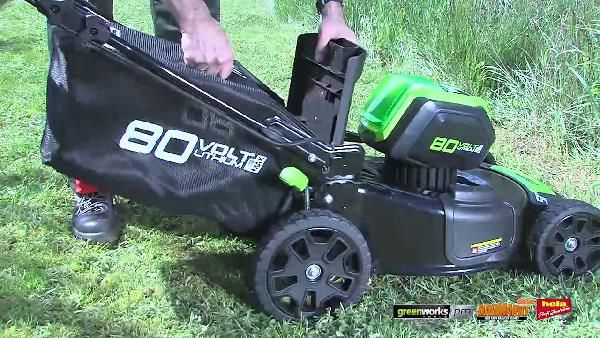 Greenworks Akku-Rasenmäher 80 V mit Radantrieb ab 117€ (statt 284€) Greenworks Akku Rasenmäher 80 V mit Radantrieb ab 117€ (statt 284€)